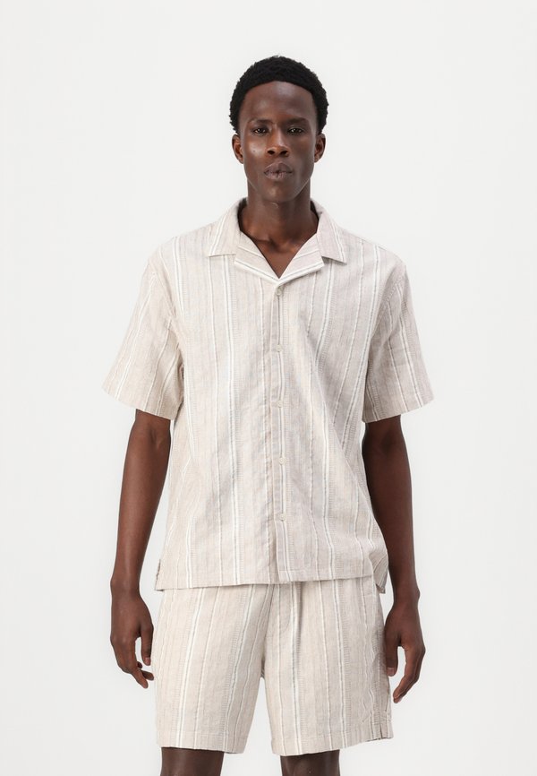 DOBBY LAYER - Shirt - cream