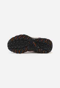 Columbia REDMOND III MID WATERPROOF - Obuća za pješačenje - moonvista/canyon sun