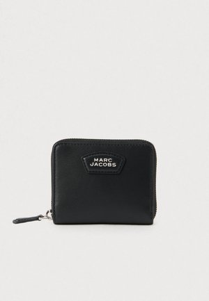 THE SLIM COMPACT WALLET - Peňaženka - black