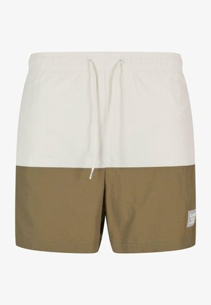 Férfi úszónadrág fehér felső résszel és khaki alsó résszel, könnyű anyagból készült, zsinóros derékkal és oldalsó logóval ellátva.