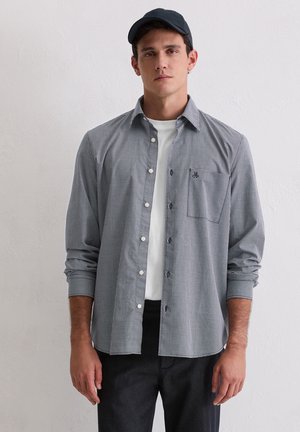 LONG SLEEVES ONE RECTANGULAR CHEST POCKET ROUND HEM - Overhemd - bright blue