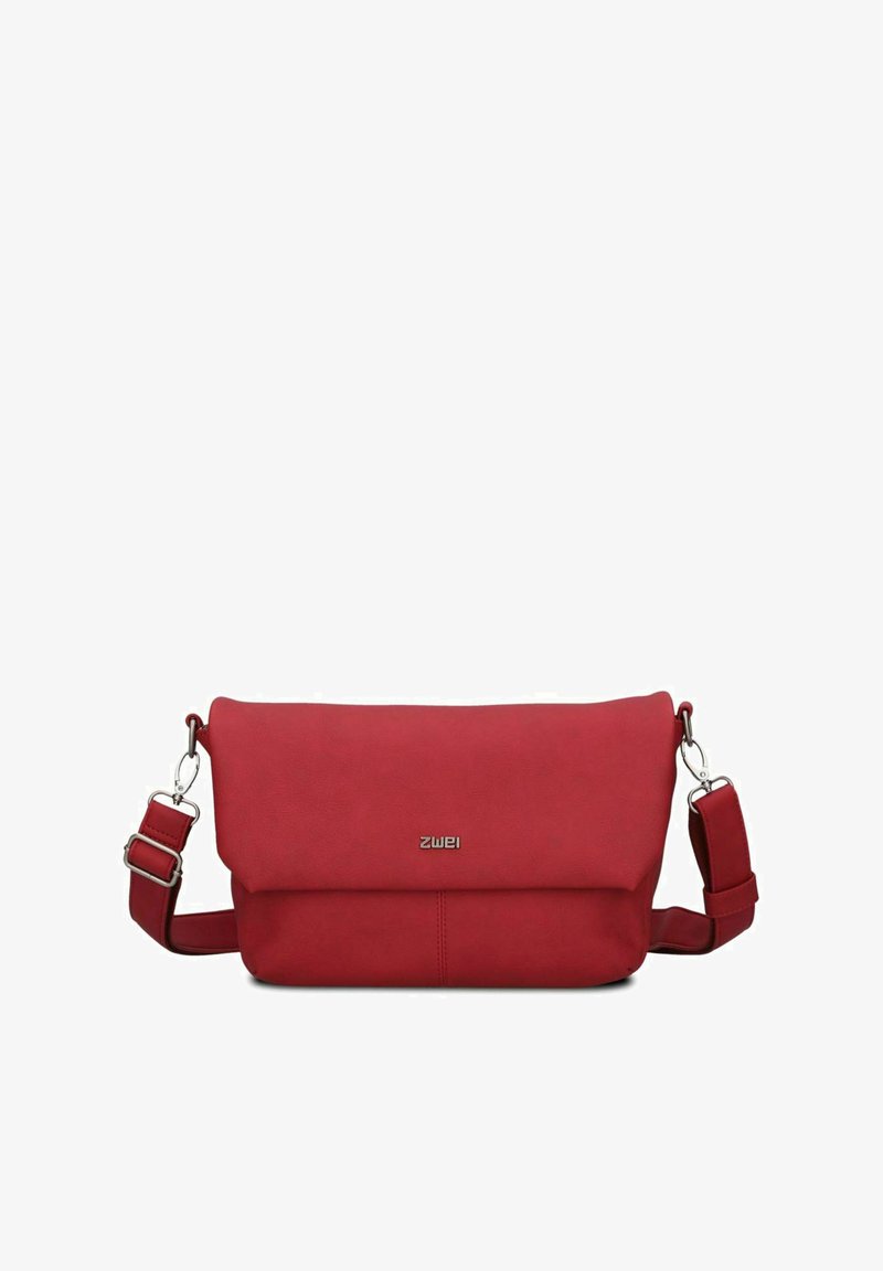 Borsa a tracolla rossa realizzata in materiale testurizzato, con patta pieghevole, tracolla regolabile e hardware argentato con dettaglio del logo.