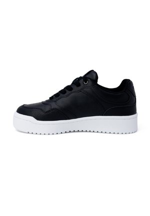 Guess, MIRAM FLPMIRELE12 - Baskets basses - black