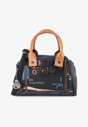 Schwarze und braune Handtasche mit zwei Griffen, Reißverschluss und abnehmbarem Schulterriemen. Verfügt über bunte Schriftzüge und Designs auf synthetischem Material.