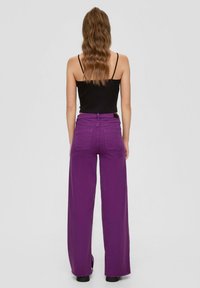QS Jean droit - lila