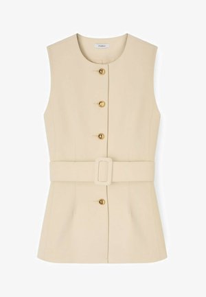 Gilet senza maniche beige con scollo rotondo, bottoni dorati sul davanti e cintura abbinata con fibbia rettangolare in vita.