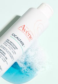 Avène AVÈNE REINIGUNGSGEL CICALFATE+ REINIGUNGSGEL - Cleansing oil - transparent