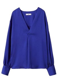 Blouse bleu à manches longues en tissu lisse, dotée d'un col en V et de poignets froncés. Forme simple et élégante avec peu de détails.