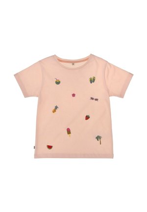 Hellrosa kurzärmeliges T-Shirt mit bestickten Sommermotiven, darunter Kokosnuss-Drink, Ananas, Wassermelone, Eiscreme, Flip-Flops, Sonnenbrille, Blume, Erdbeere und Palme.