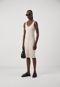 ONLY Tall ONLNELLA BODYCON DRESS - Rochie din jerseu - pumice stone