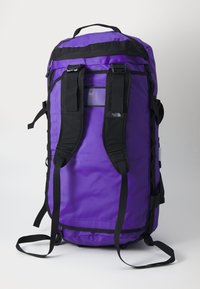 The North Face BASE CAMP DUFFEL - L - Valigia - peak purple/tnf black