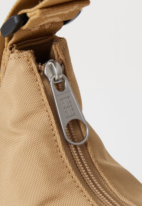 DAILY SHOULDER BAG - Handbag - natural khaki2