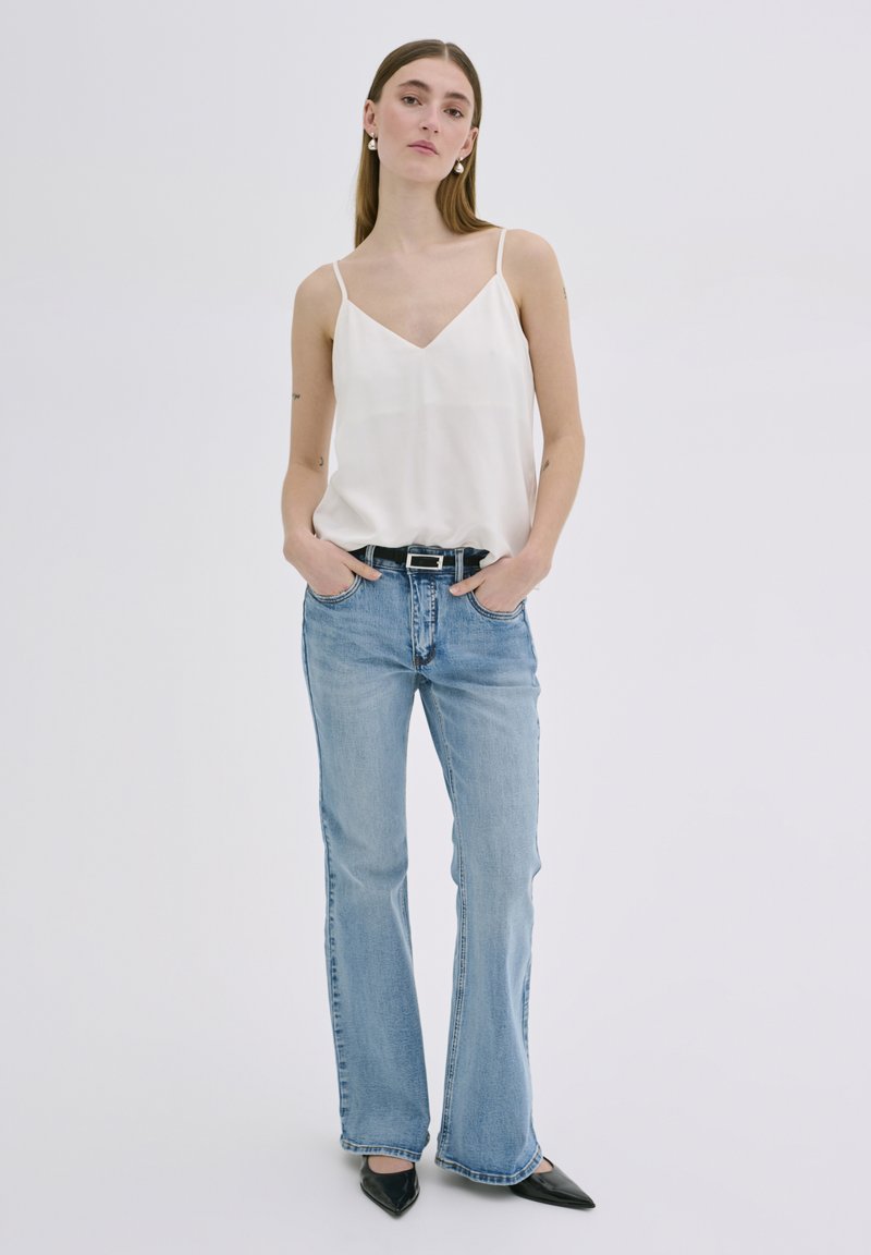 My Essential Wardrobe Bootcut jeans lichtblauw