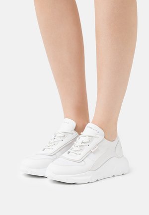 Sneakersy niskie - white
