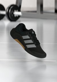 Επιλέχθηκε, core black/iron metallic