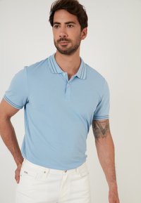 Buratti SLIM FIT - Polokošeľa - baby blue