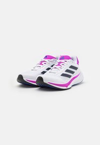 adidas Performance RESPONSE SUPER  - Zapatillas running asfalto - footwear white/aurora ink/purple burst