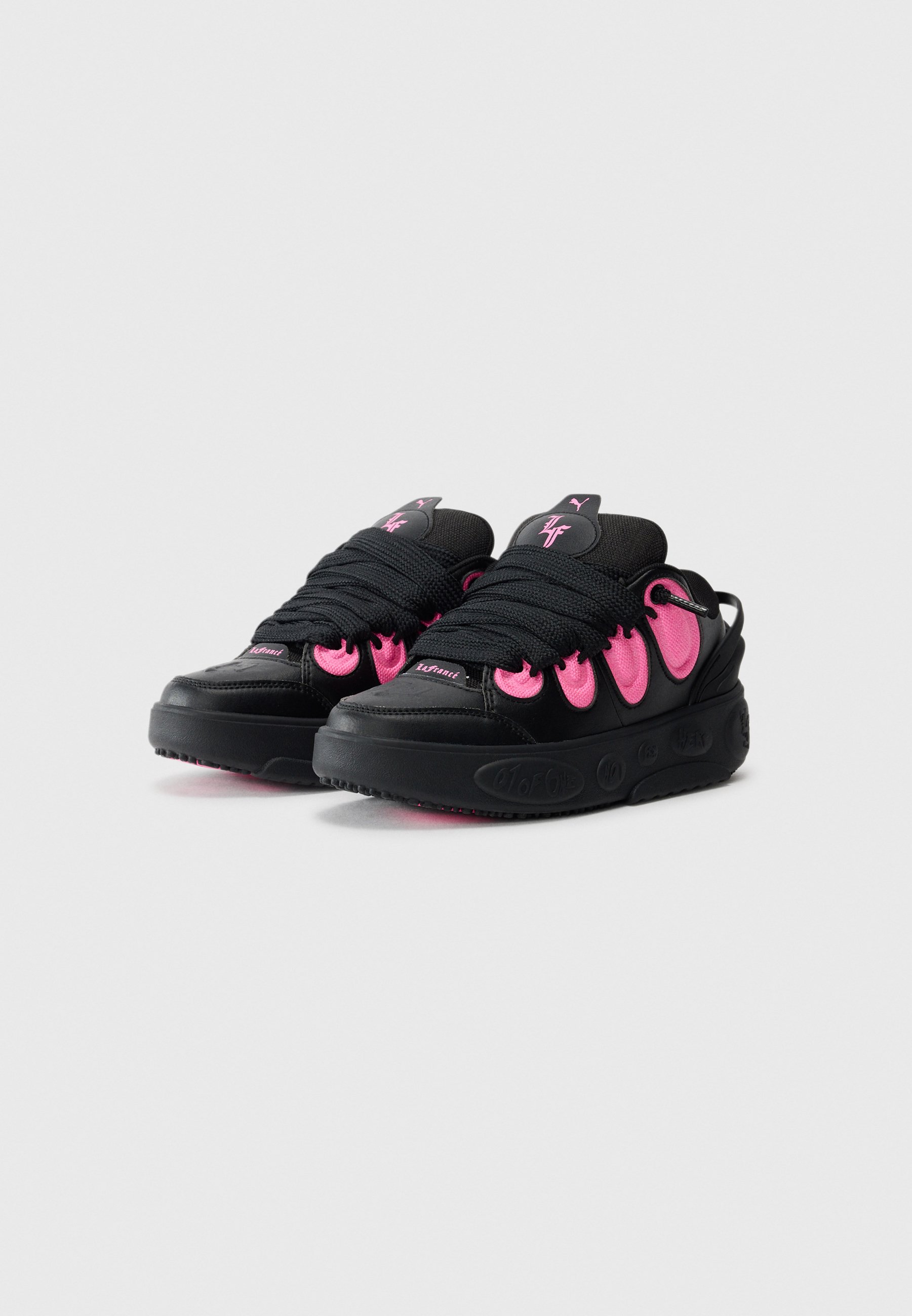 Puma LA FRANCÉ UNTOUCHABLE UNISEX - Ghete baschet - black/glowing