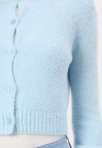 BDG Urban Outfitters CROPPED CARDIGAN - Adīta jaka - light blue