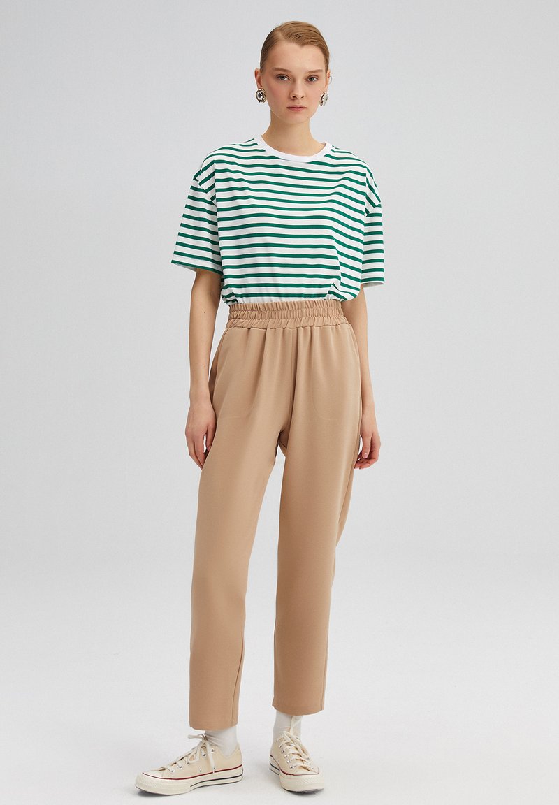 Touché Privé Broek beige