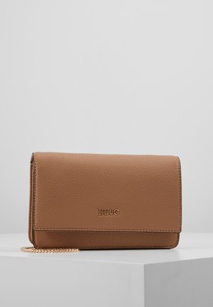 Cross body bag - brown