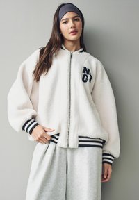 Next VARSITY - Nattøj trøjer - ecru