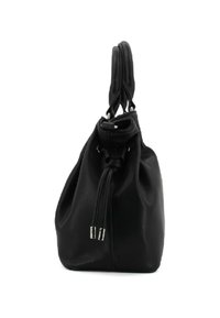 Borsa a secchiello in pelle nera con chiusura a laccio, texture liscia e hardware in tonalità argentata. Presenta due manici superiori robusti.