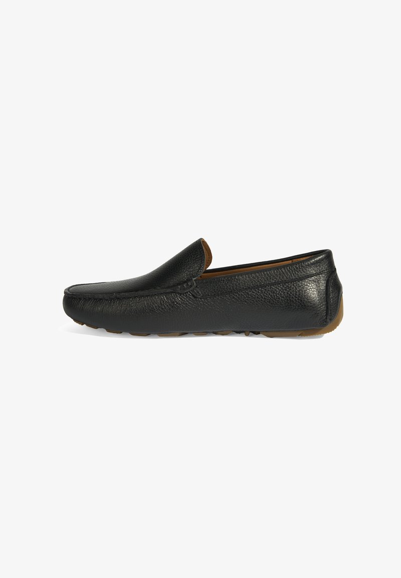 Schwarzer Lederloafers mit strukturiertem Obermaterial, lässigem Design und brauner Gummisohle. Verfügt über eine abgerundete Zehenform und minimalistische Nähte.