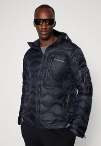 Peak Performance HELIUM UTILITY HOOD JACKET - Jachetă cu puf - black