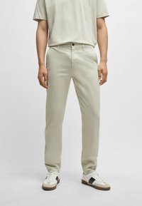 BOSS - TAPERED - Chinos tipa bikses - light beige one Miniatūras attēls 1