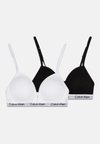 TRIANGLE 2 PACK - Formujúca podprsenka - black/classic white