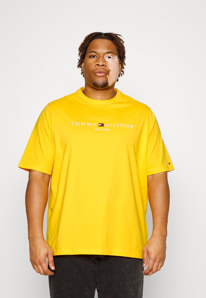 Tommy Hilfiger LOGO TEE TShirt print solstice/gelb Zalando.de