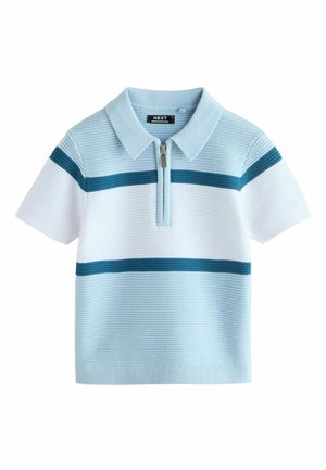 Hellblaues Strick-Poloshirt mit kurzen Ärmeln, weißen und türkisfarbenen horizontalen Streifen und einem vorderen Reißverschluss am Kragen.