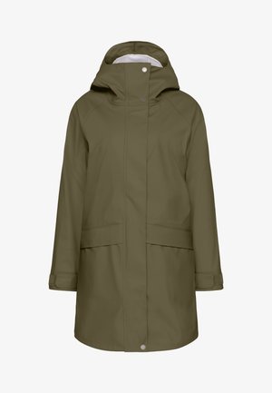 Parka imperméable vert olive avec un col haut, une capuche ajustable et des poches avant. Présente une texture lisse et des fermetures à pressions.