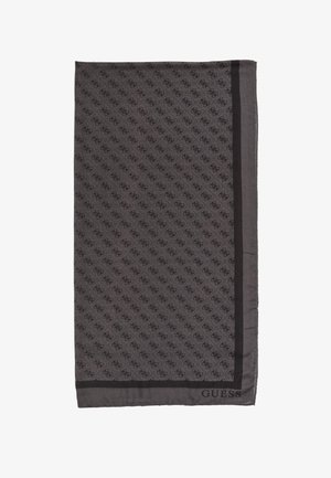 Écharpe rectangulaire gris foncé avec un motif et une bordure à logo Guess noirs, comportant le mot "GUESS" dans le coin inférieur droit.