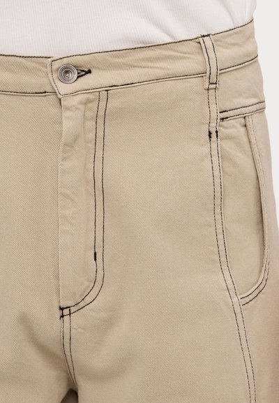 Henrik Vibskov SHADE PANTS - Relaxed fit jeans - tan