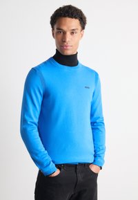 BOSS EVER - Pulover - open blue