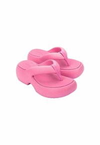 Sandali flip-flop rosa realizzati in morbido materiale gommoso, caratterizzati da una suola spessa e da cinturini a forma di V per comfort e supporto.