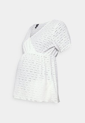 Witte zwangerschapstop met korte mouwen, een v-hals, structuurstof en geperforeerd patroon, met een relaxte pasvorm en gathered taille.