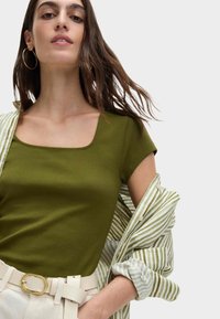 Marks & Spencer Jednoduché tričko - bright sage