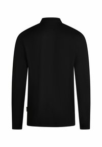 Schwarzes Langarmhemd mit Kragen, schlichte Textur, gerader Saum und ohne sichtbare Muster. Etikett befindet sich auf der linken Seite.