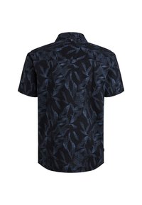 Camisa de manga corta en azul marino oscuro con un patrón de hojas en tonos más claros, fabricada en un tejido texturizado y con un cuello de botón.