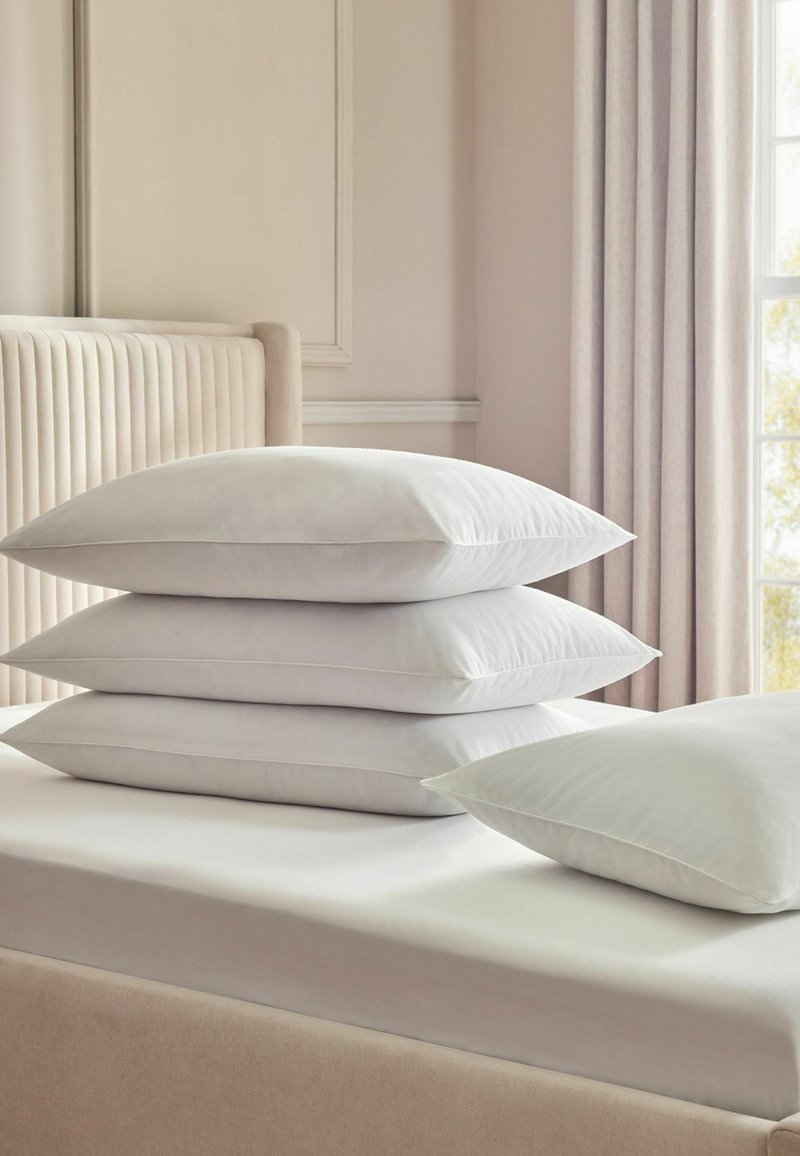 Next SET OF 2 SLEEP IN SILK - Kopfkissen - white/weiß