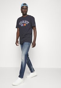 Antony Morato OZZY TAPERED FIT JEANS - Zúžené džíny - dark blue