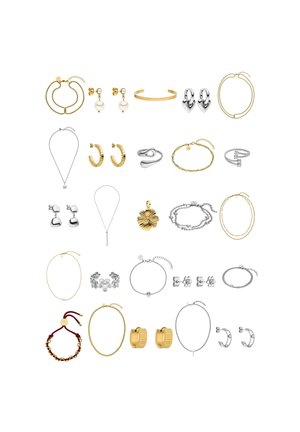 Vielfältige Schmuckkollektion aus Gold- und Silbermaterialien, einschließlich Ohrringen, Halsketten, Armbändern und Ringen mit verschiedenen Designs und Texturen.