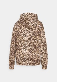 Sudadera con estampado de leopardo en tonos marrón y beige, con un corte relajado, mangas largas y capucha con cordón y puños acanalados.