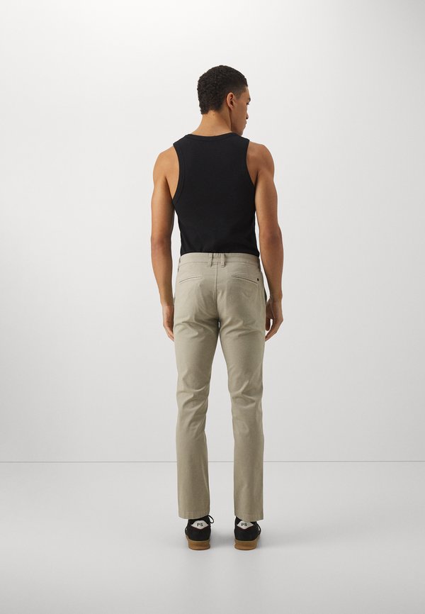 MARCO - Chinos - fog4