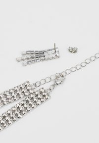 Pieces PCTAMARA SET - Øreringe - silver-coloured