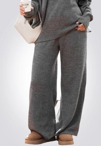 Cupshe Jogginghose - dark grey