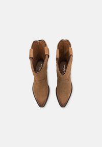 Pavement NIKKI - Cowboy- / Bikerboots - taupe
